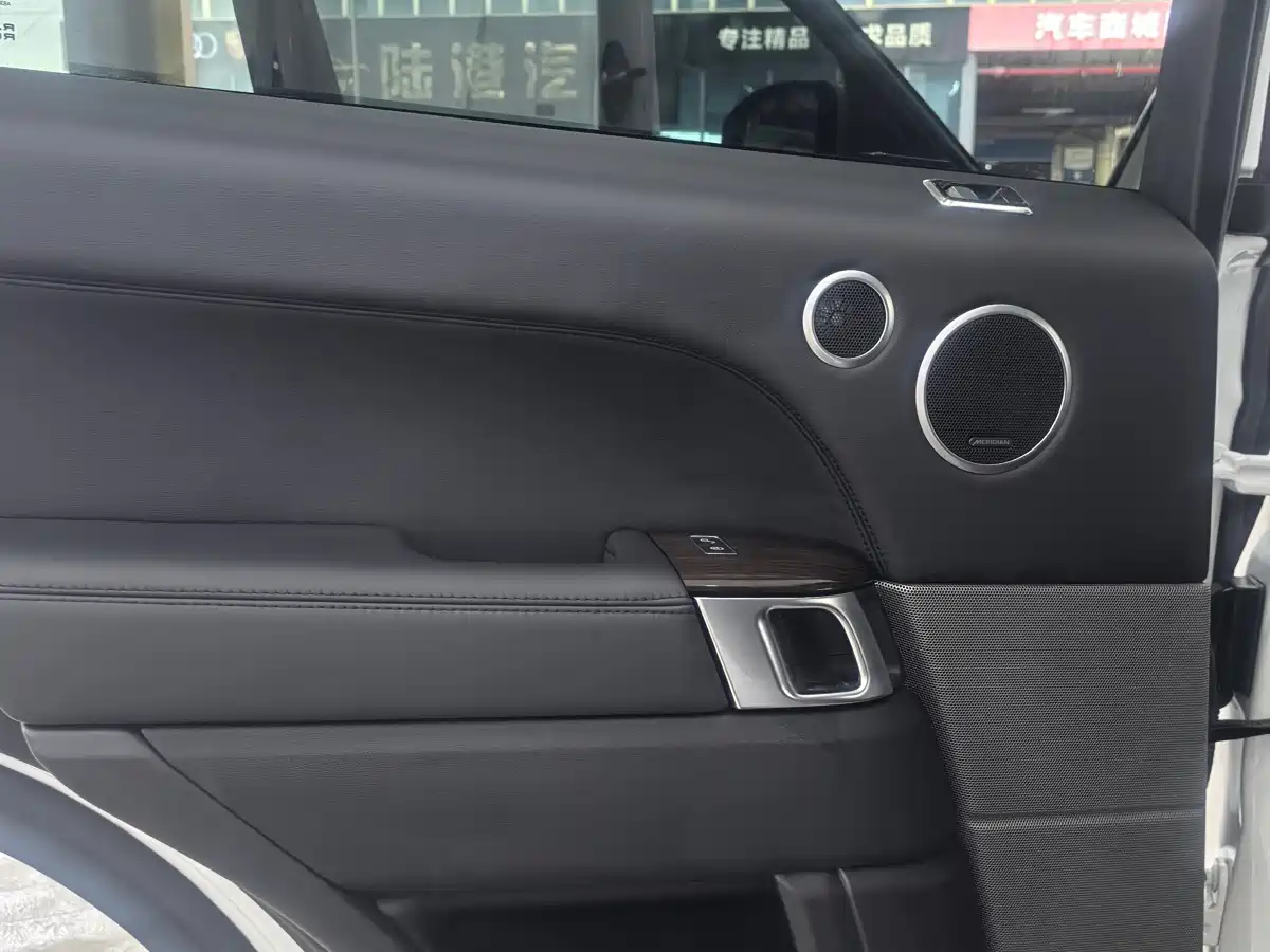 LAND ROVER RANGE ROVER SPORT NEW ENERGY