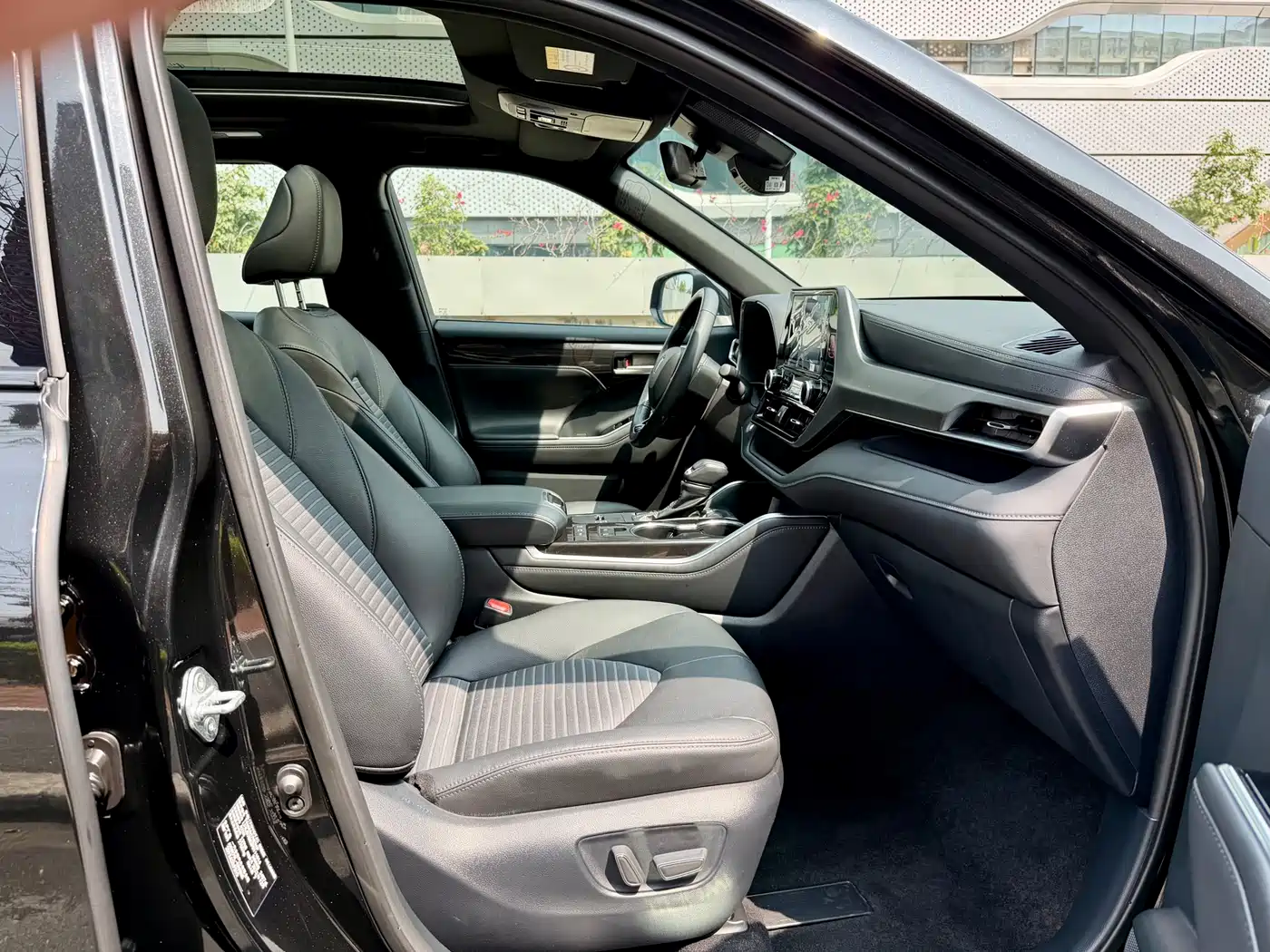 Toyota Crown Kluger 2024 2.5L HEV 4WD Luxury Edition фото 21