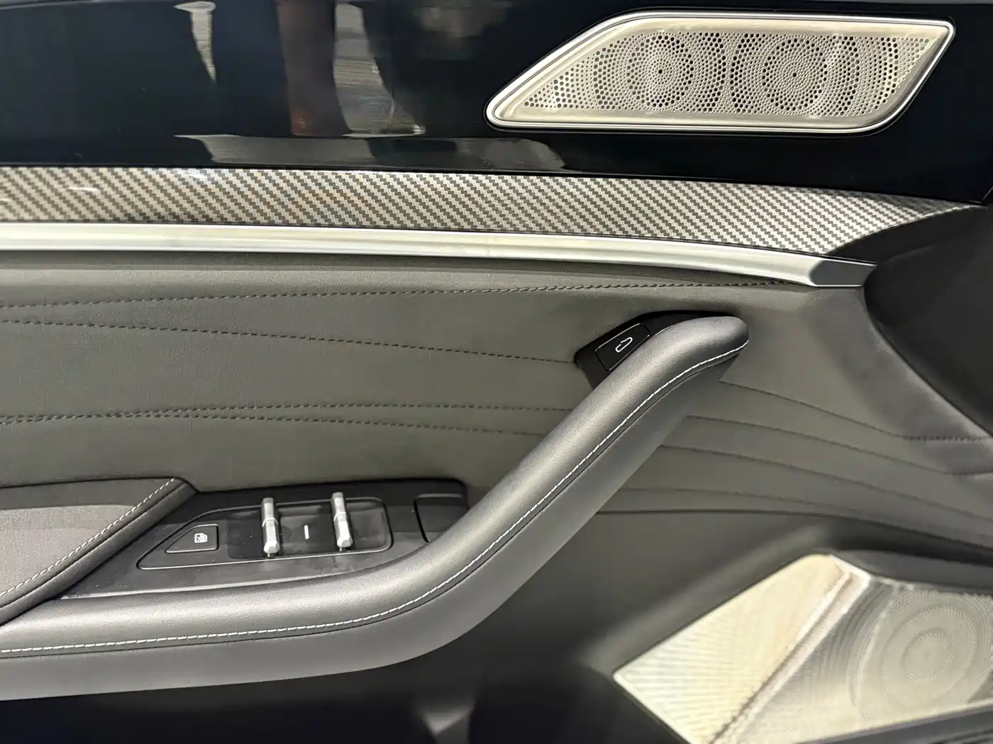 Nezha Auto Nezha S Shooting Brake 2026 2024 Model Range Extender 300 Standard