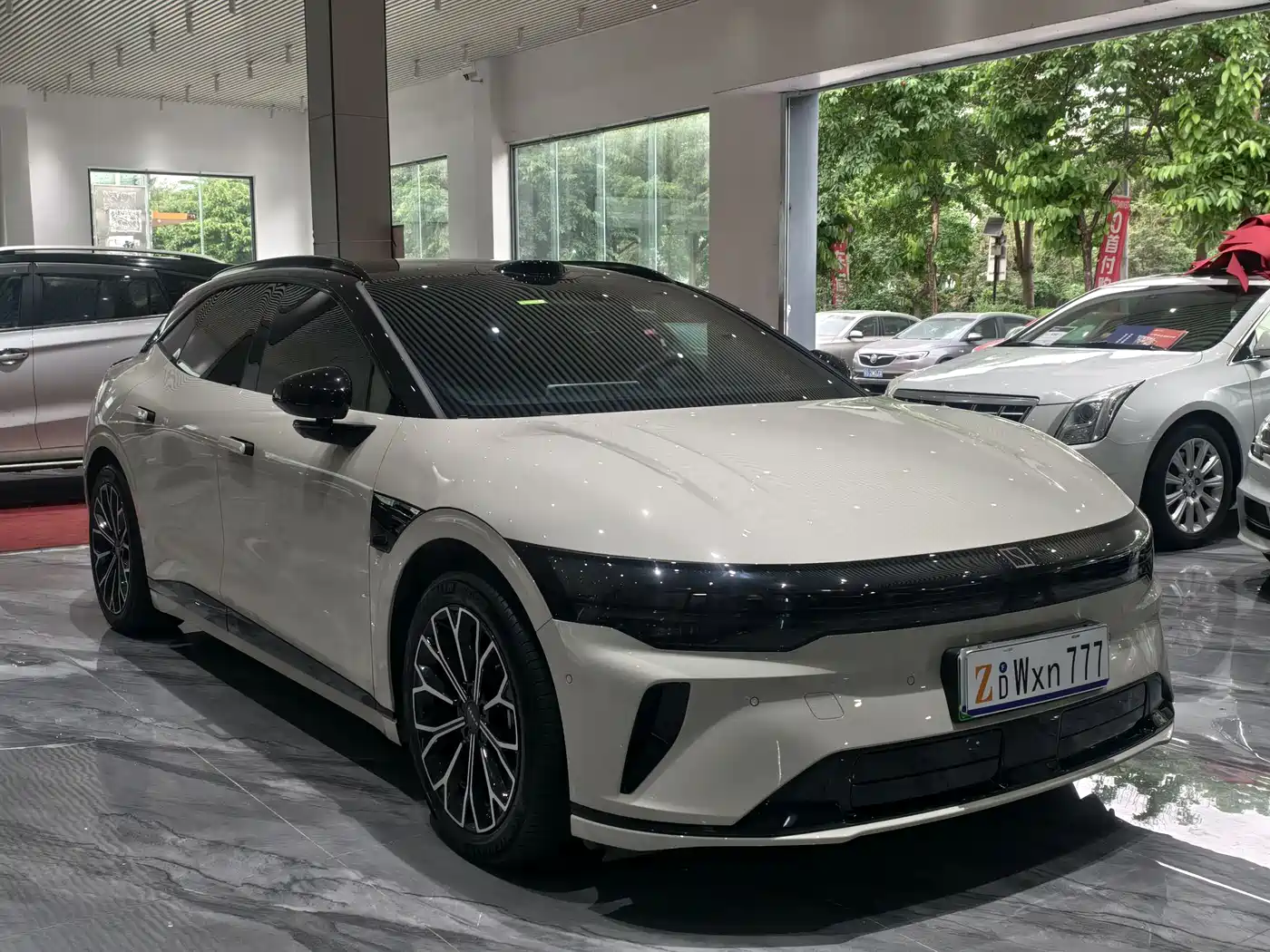 ZEEKR EXTREME KRYPTON 007GT