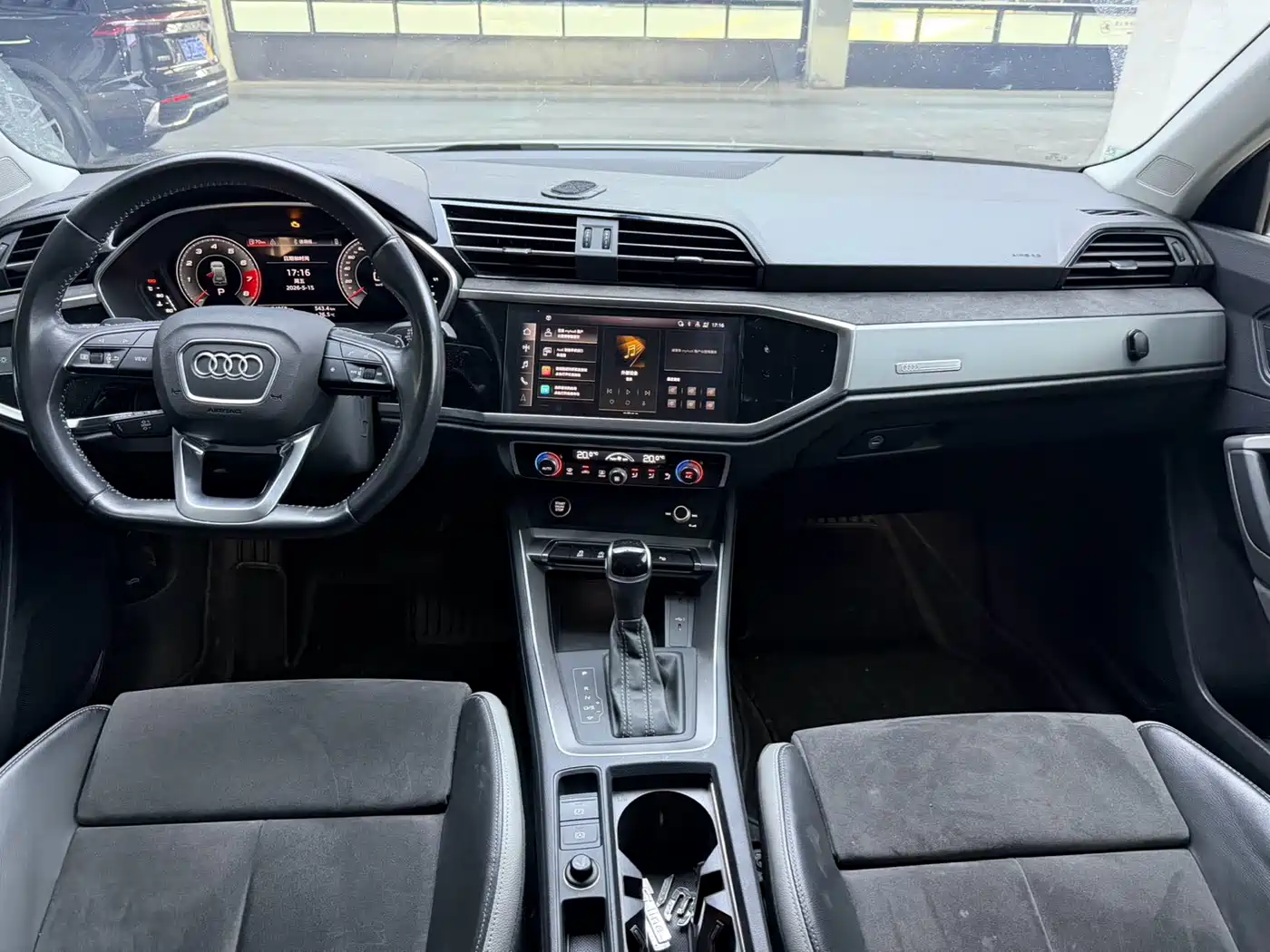 Audi Q3 2022 35 TFSI Fashion Dynamic фото 10