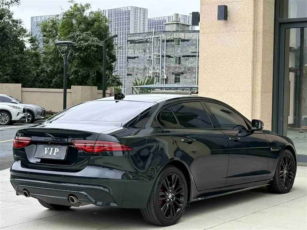 Jaguar XEL 2024 Model 2.0T 250PS R-DYNAMIC S Gloss Black Sport Edition фото 6