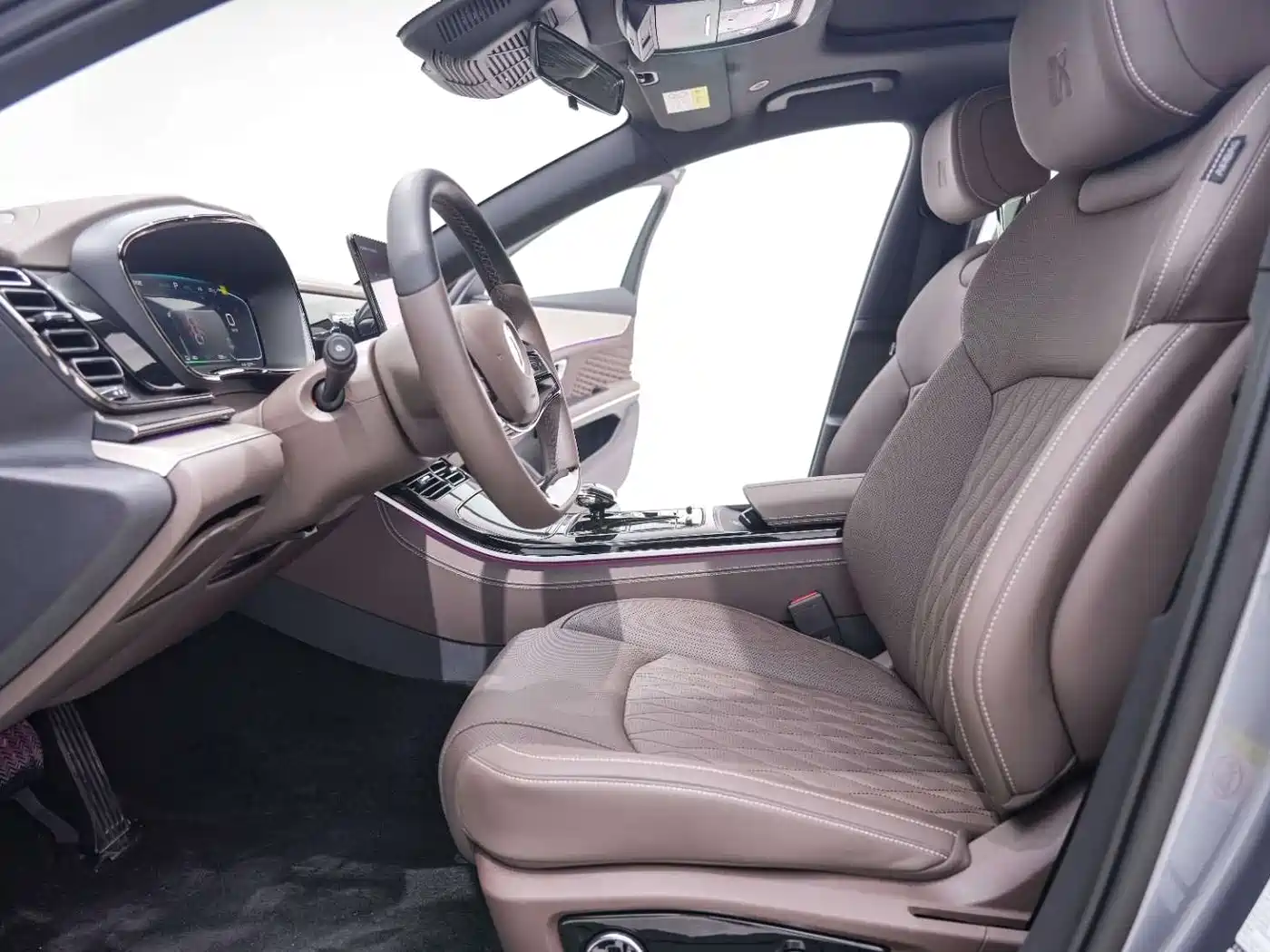 BYD Han 2023 EV Champion Edition 605KM FWD Premium фото 24