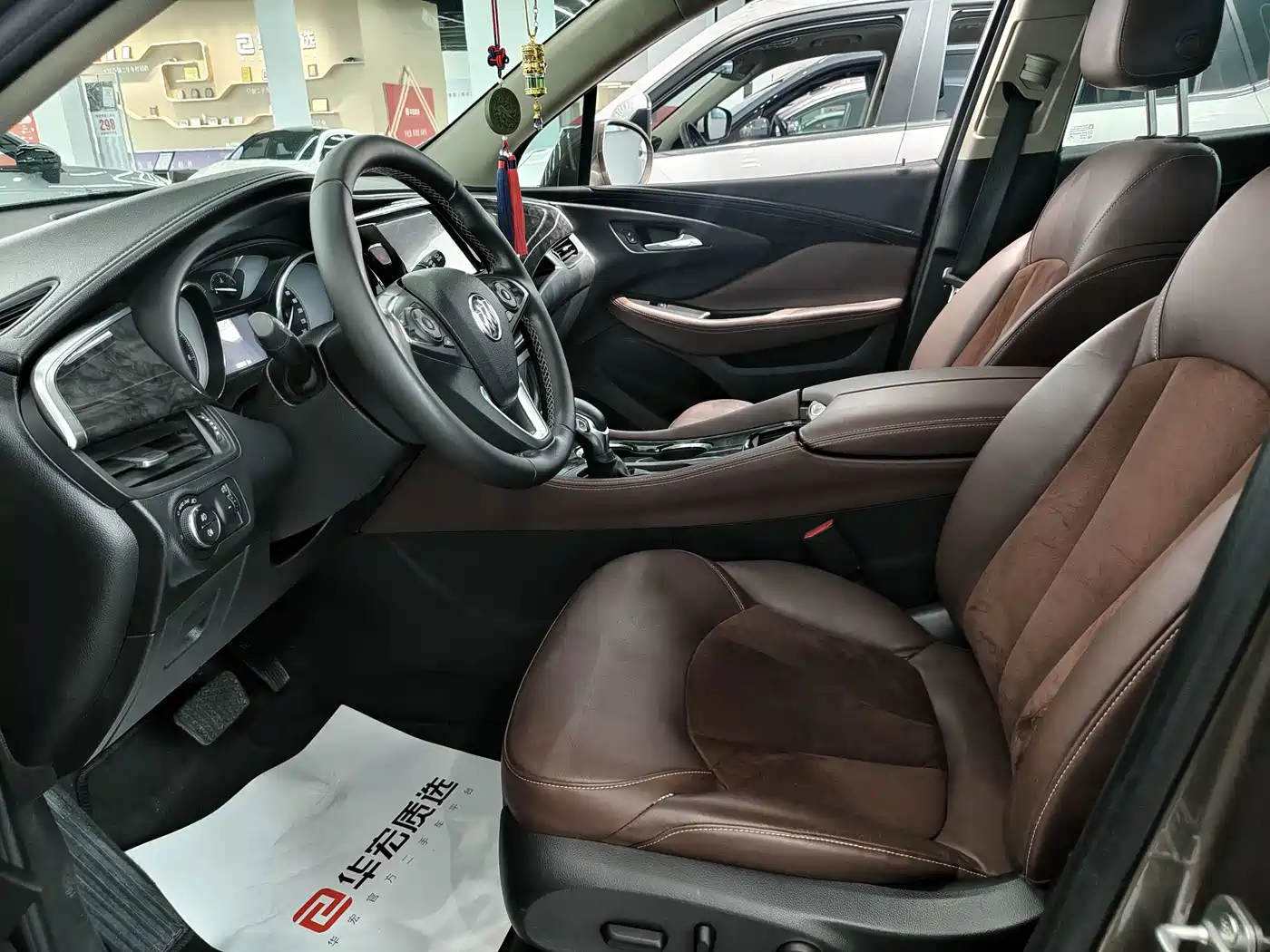 Фото 5 - Buick Envision Plus