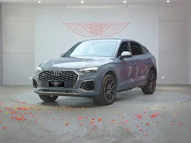 Audi Q5L Sportback 2022 40 TFSI RS Kit Speed Edition