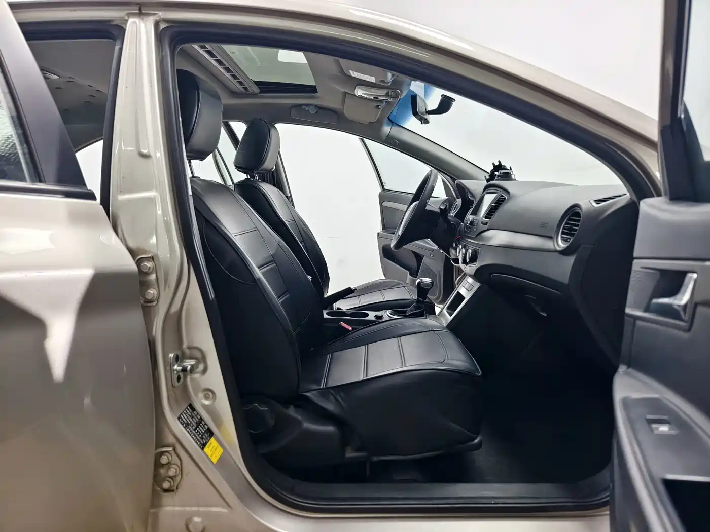 Roewe 350 2016 2015 Model 1.5L Automatic Luxury Sunroof Edition