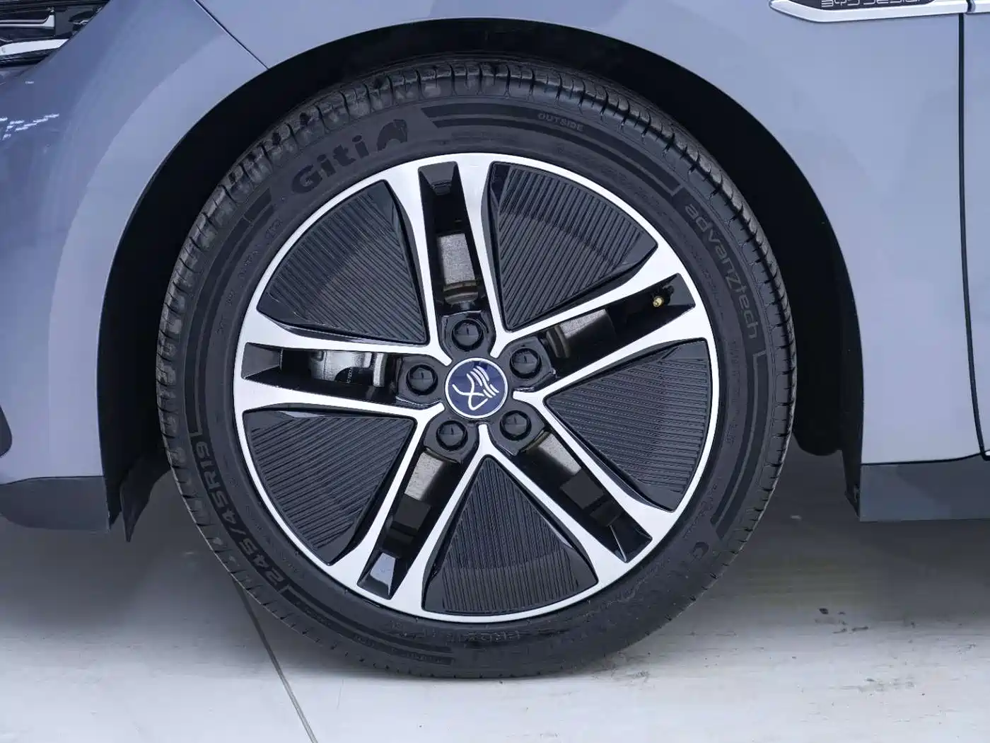 BYD Han 2023 EV Champion Edition 605KM FWD Premium фото 10