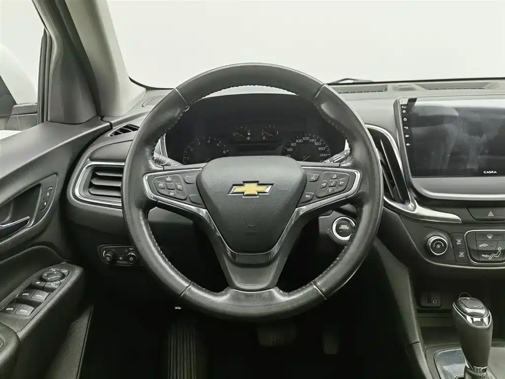 Chevrolet Equinox 2018 535T Automatic Galloping Edition фото 11