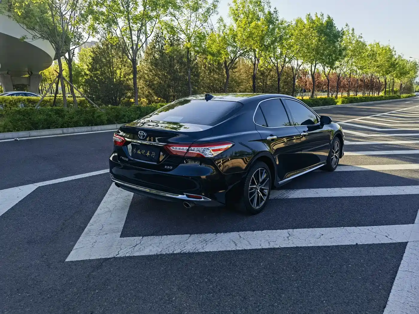 Toyota Camry 2023 2.5G Luxury Edition фото 6