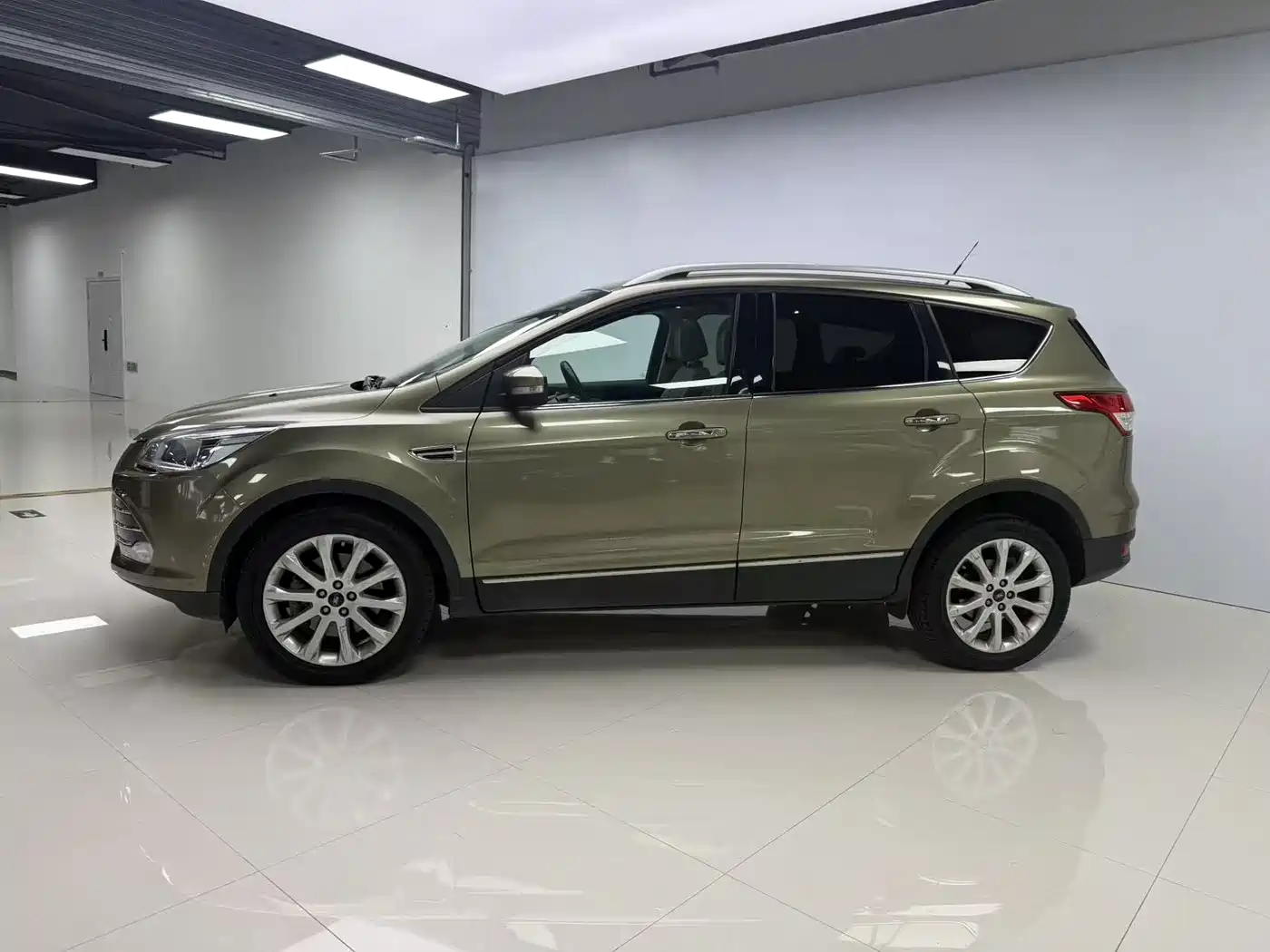 Ford Kuga 2013 2013 2.0L GTDi AWD Elite