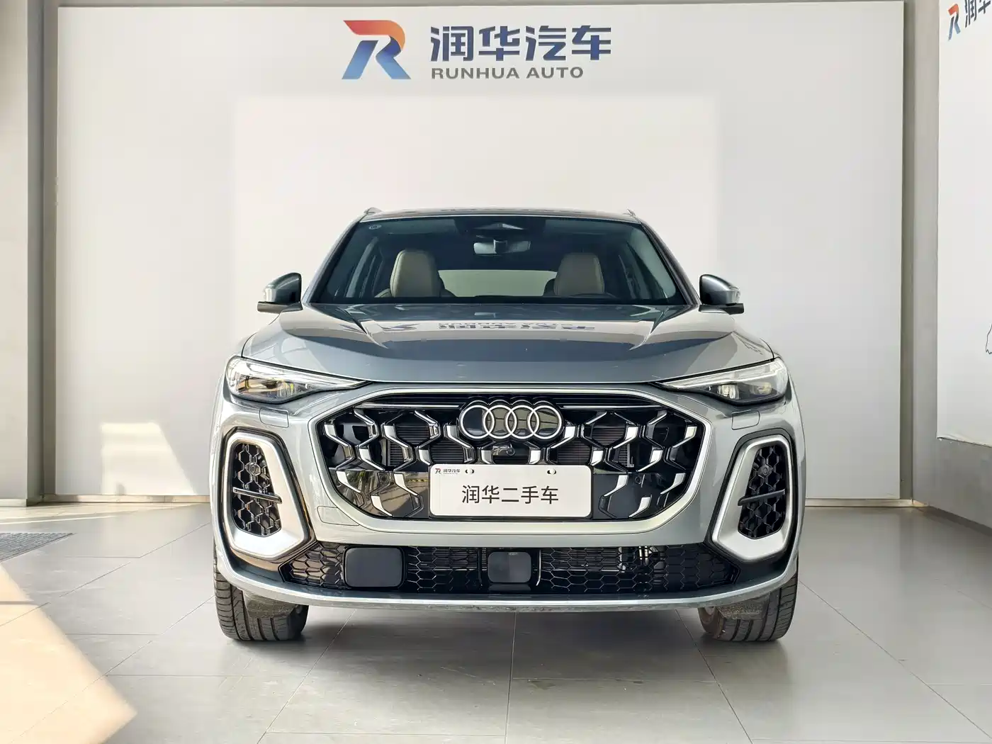 Audi Q5L 2026 Model Base Version фото 2
