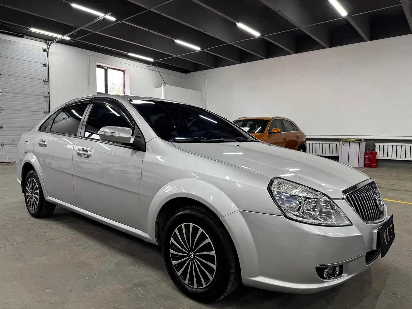Buick Excelle 2011 1.6LX-AT фото 3