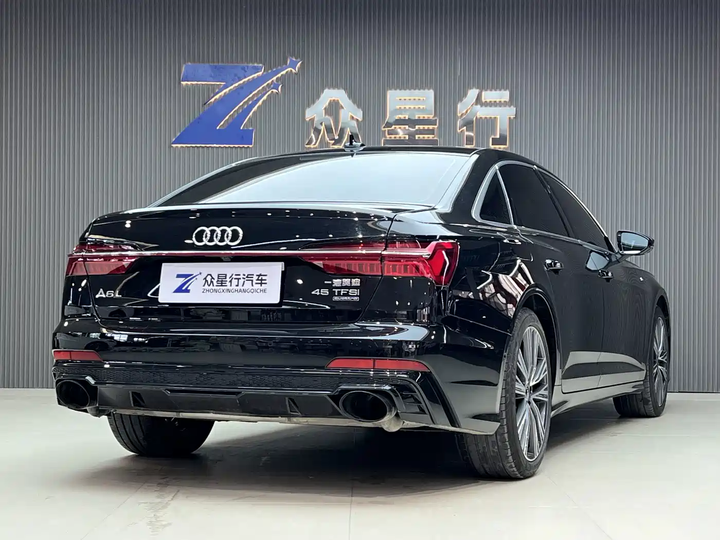 Фото 2 - Audi A6L