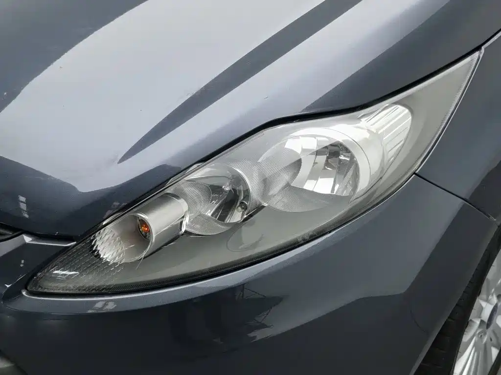 Ford Fiesta 2011 2011 Sedan 1.5L Manual Fashion