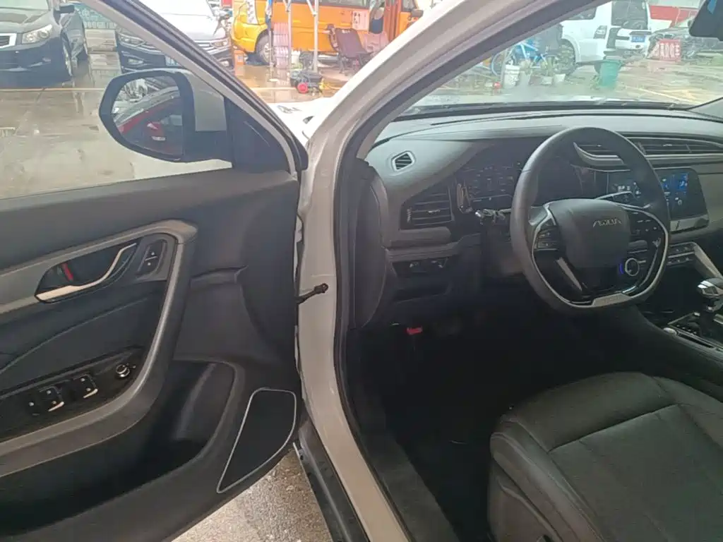 Dongfeng Aeolus Dongfeng Fengshen AX7 2021 2021 1.6T Automatic Premium Edition