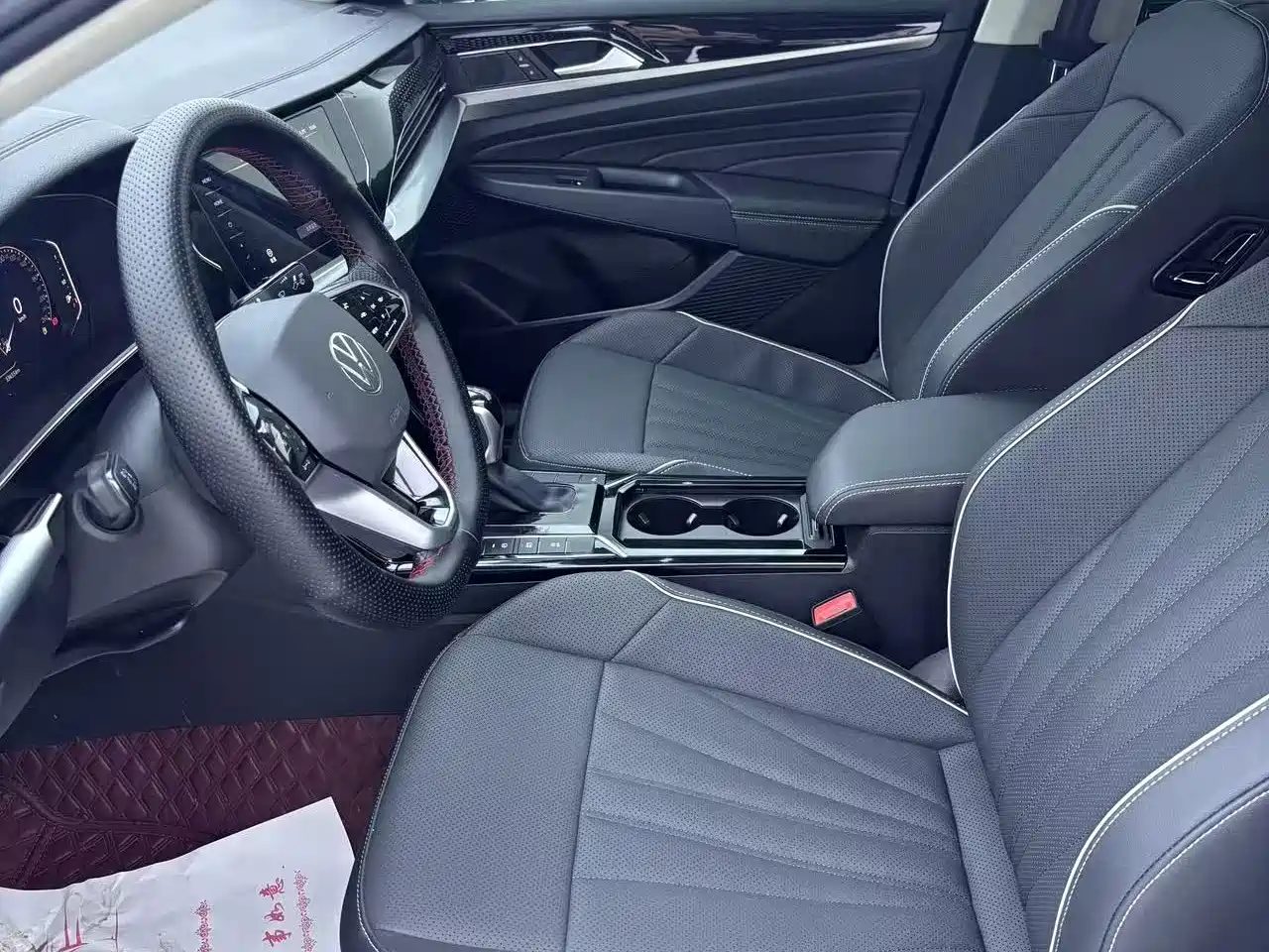 Volkswagen Passat 2024 330TSI Elite Edition фото 8
