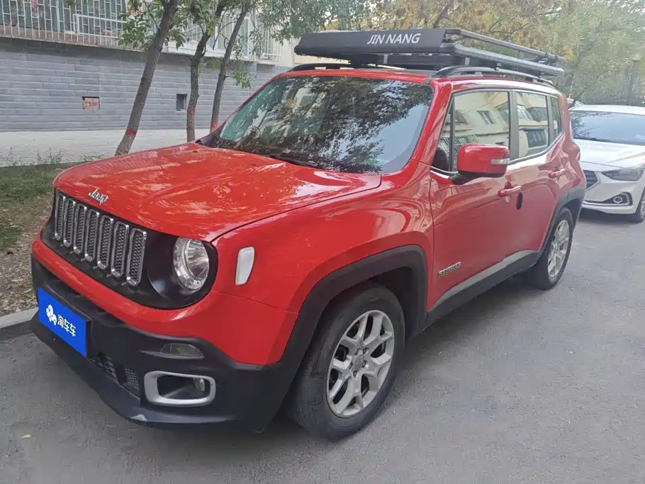 Photo 1 - Jeep Renegade