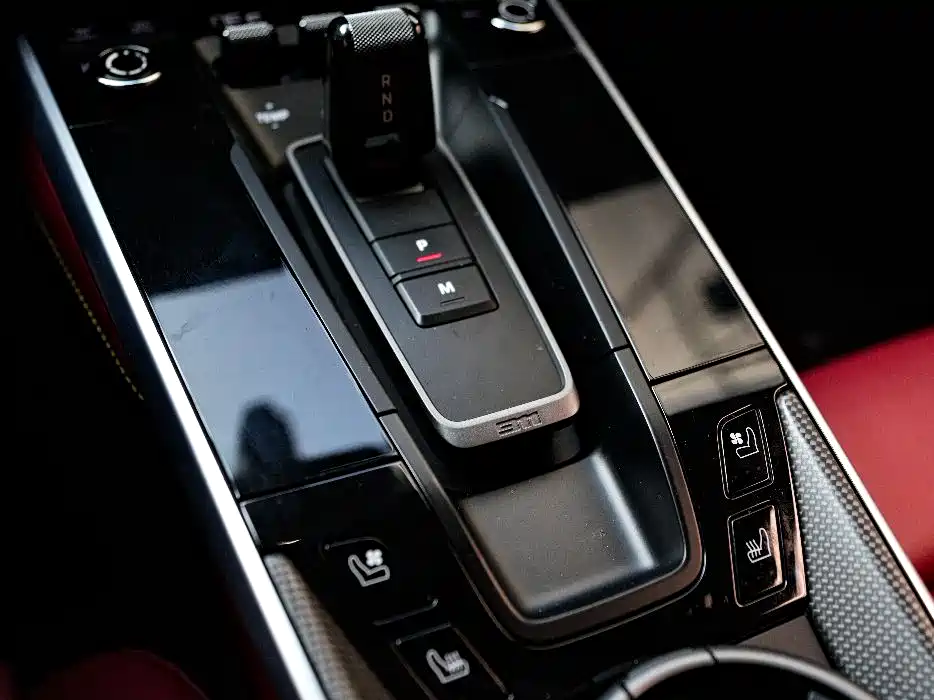Porsche 911 2022 Turbo S 3.7T фото 20