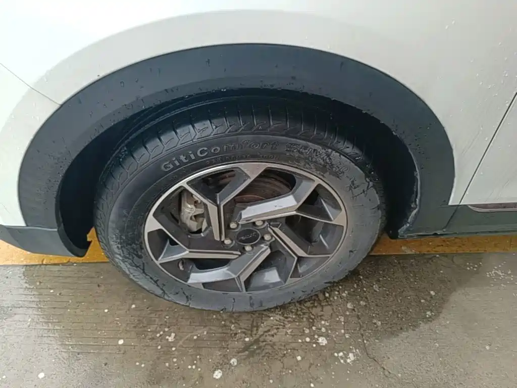 Dongfeng Aeolus Dongfeng Fengshen AX7 2021 2021 1.6T Automatic Premium Edition