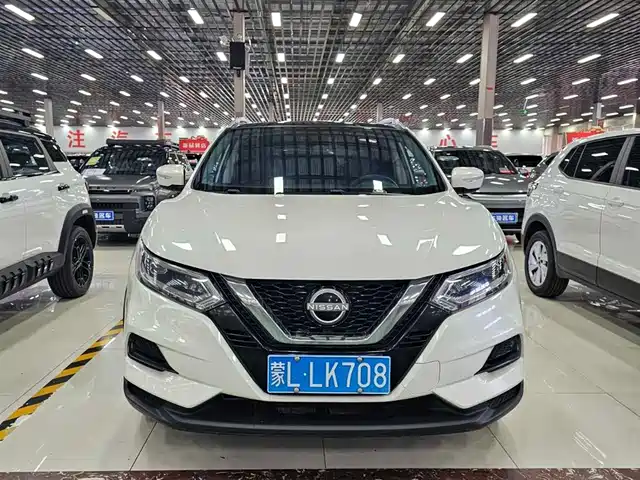 Nissan Qashqai Классика, 2.0L CVT XV+, Лидер