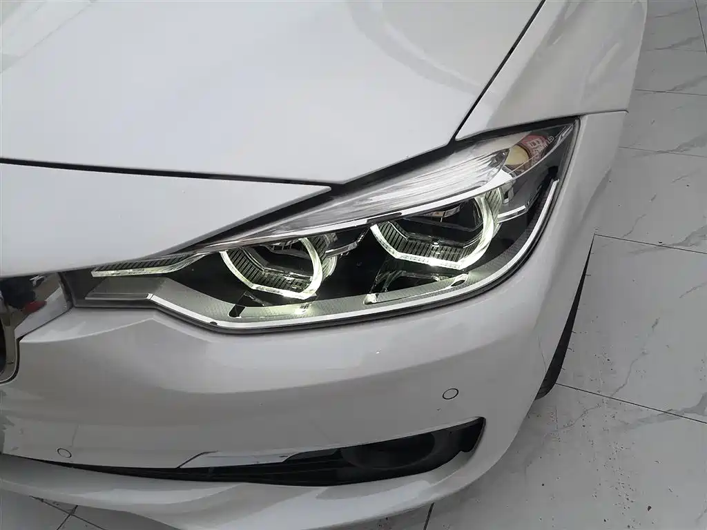 BMW 3 Series 2017 320Li Fashion фото 24