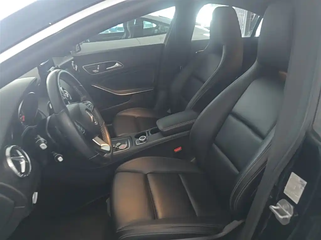 Mercedes-Benz CLA (Import) 2017 Facelift CLA 200 Style фото 15