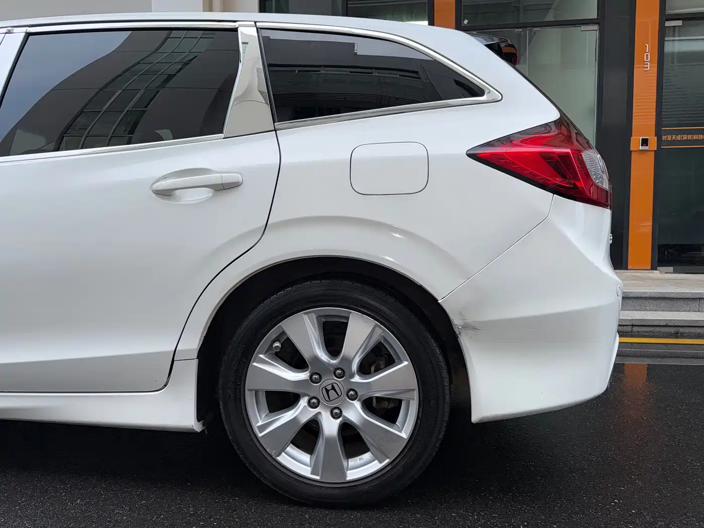 Honda Jade 2014 2014 1.8L Automatic Comfort Elite 5-seater