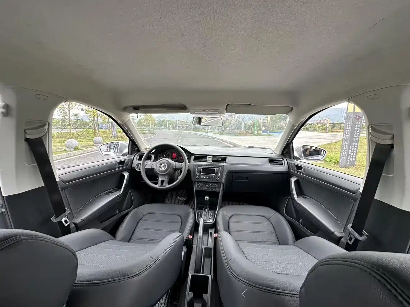 Volkswagen Santana 2013 1.6L Automatic Trend Edition фото 25