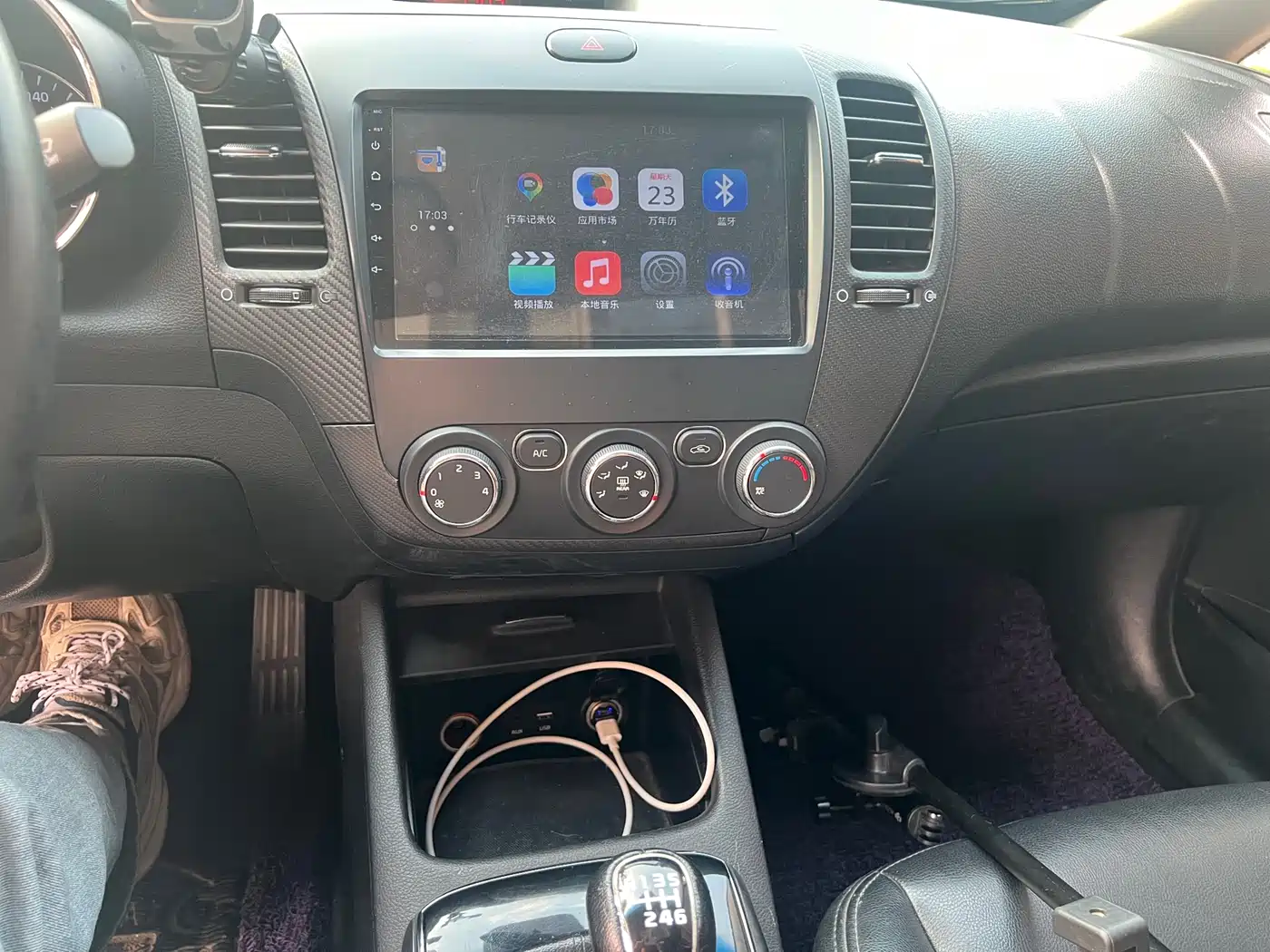 KIA K3