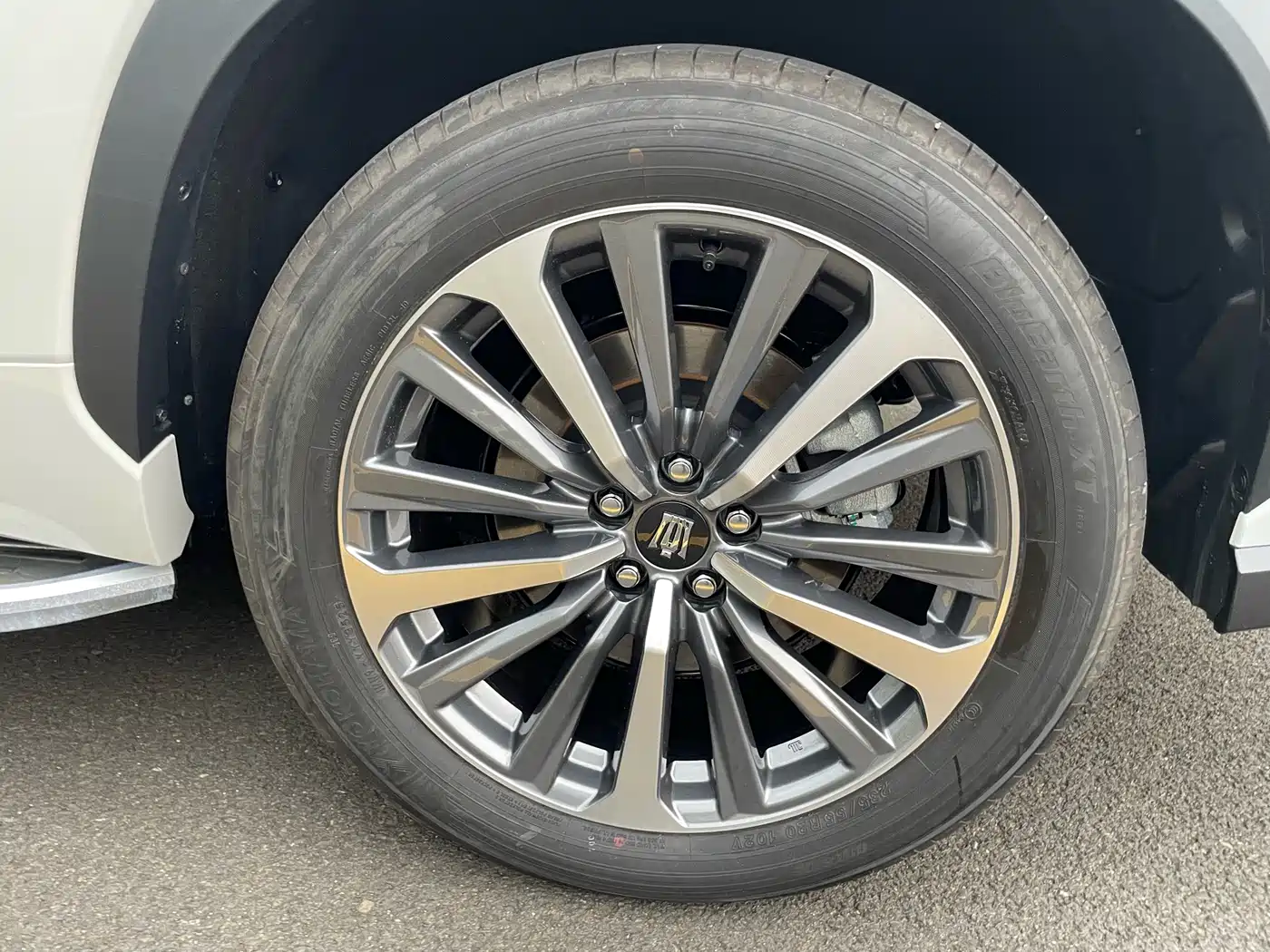 TOYOTA CROWN LUFANG