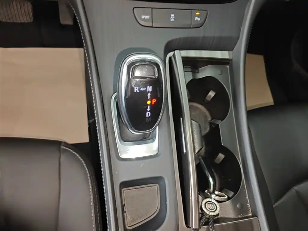 Buick LaCrosse 2022 652T Luxury фото 14