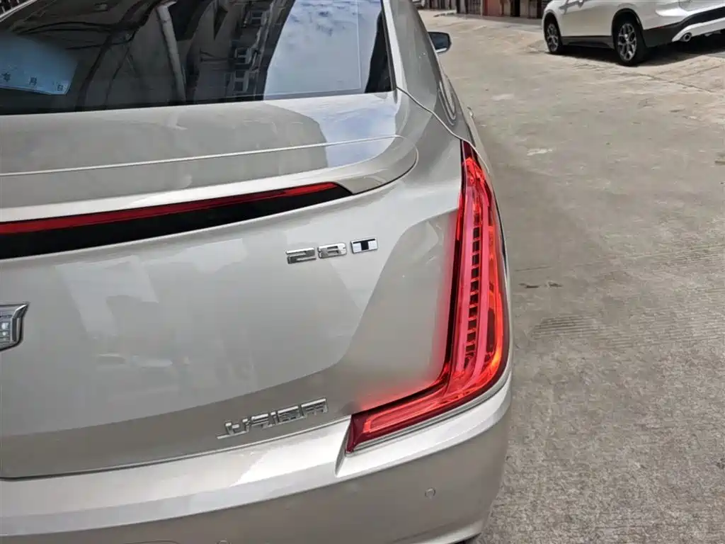 Cadillac XTS 2018 28T Technology фото 8