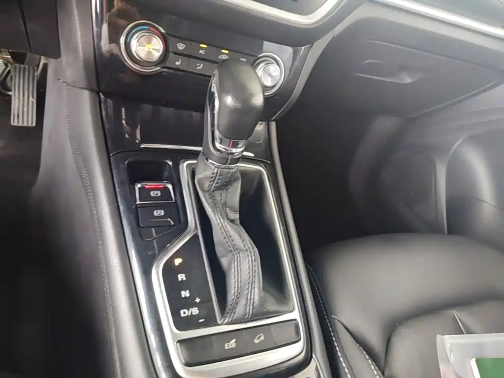 Roewe RX3 2019 2018 1.6L CVT Flagship