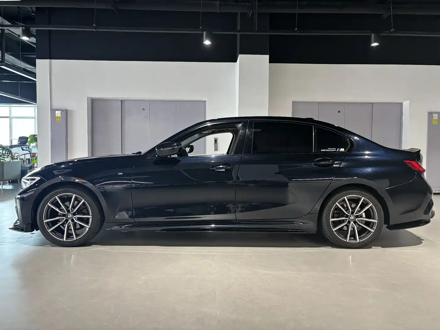 BMW 3 Series 2021 325Li M Sport Package фото 3