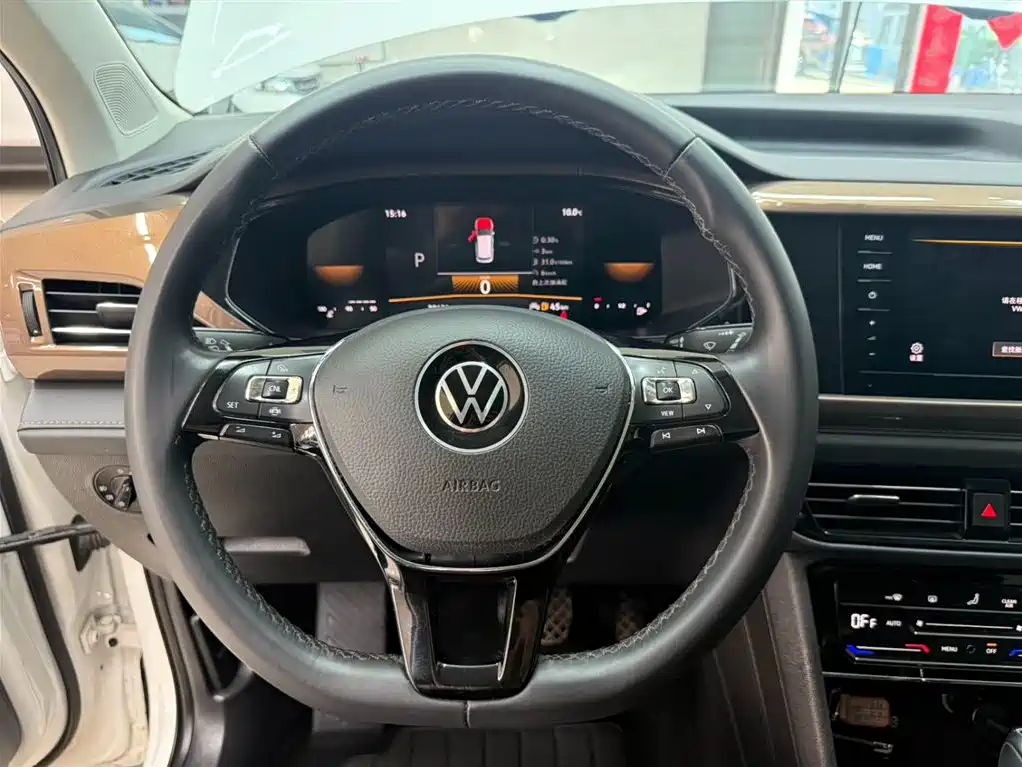 Volkswagen Tharu 2022 280TSI 2WD Comfort фото 11