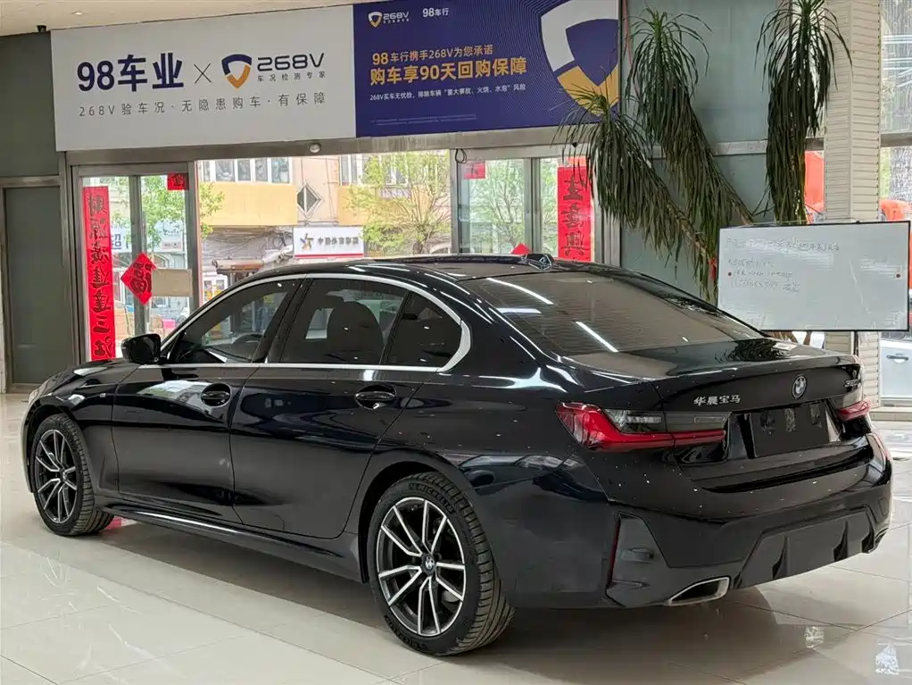 BMW 3 Series 2023 320Li M Sport Package фото 6