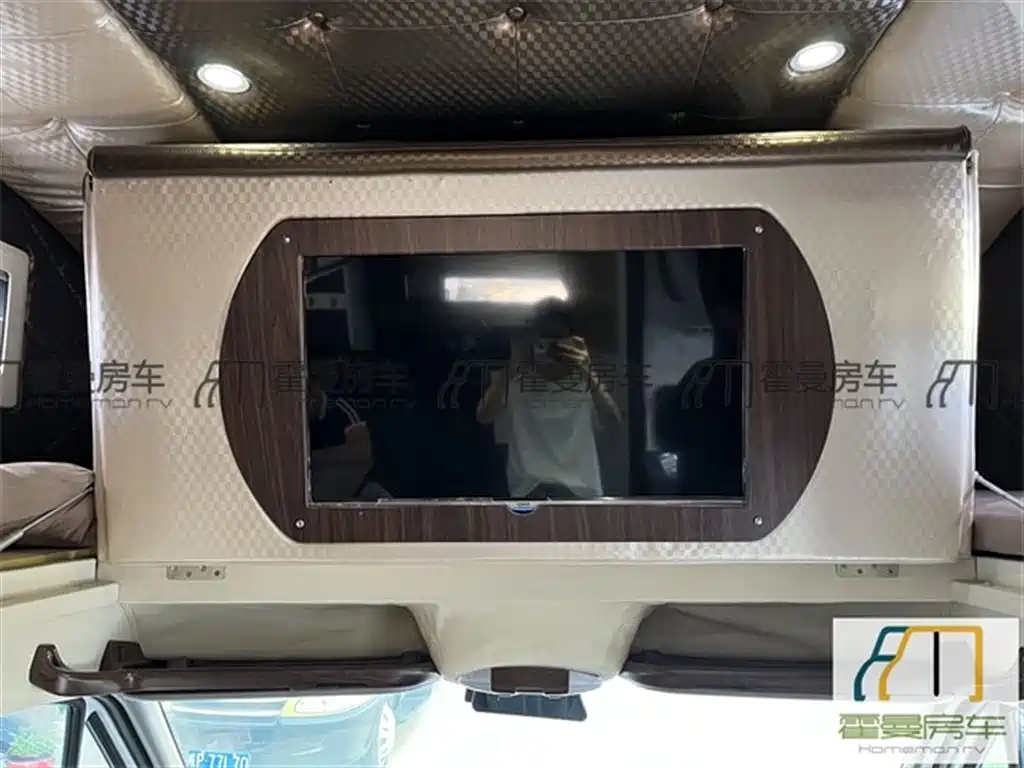 Zhongyi Motorhome Sprinter RV 2016 Model Sprinter Dual Expansion Type C RV фото 12