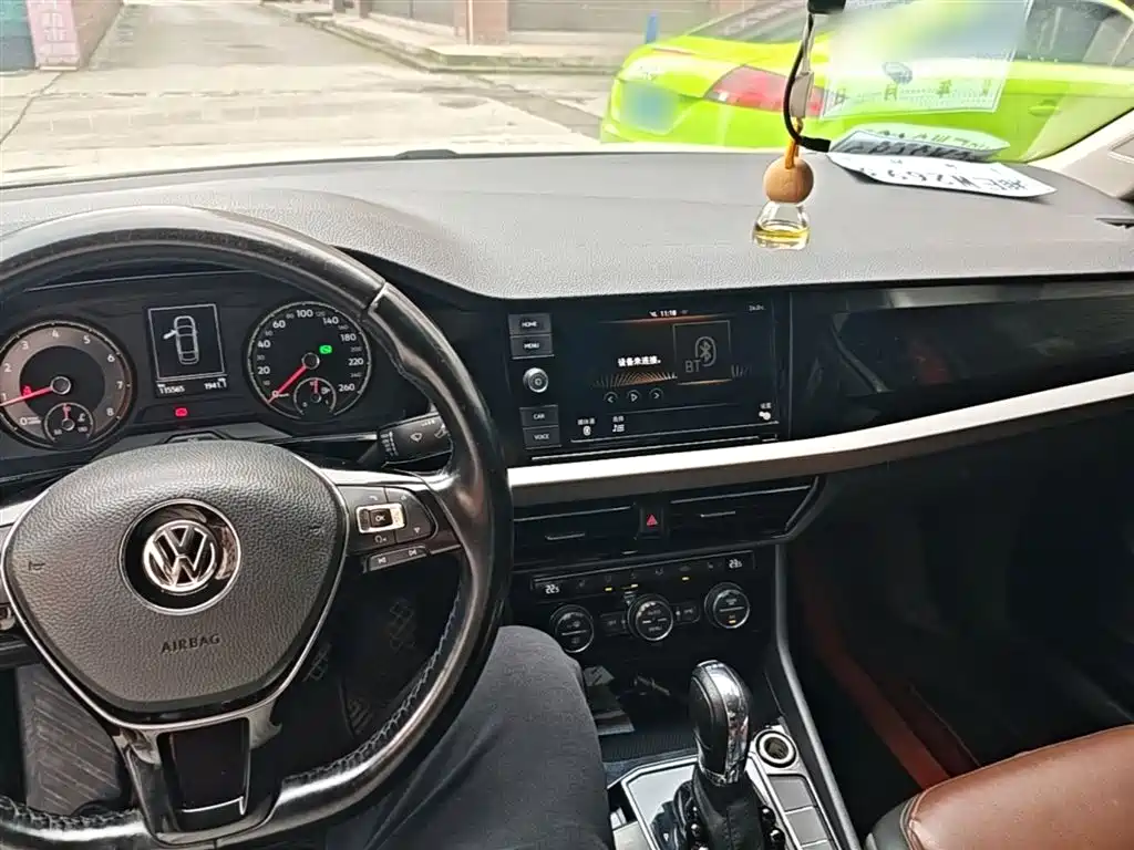 Volkswagen Lavida 2019 280TSI DSG Luxury Edition China VI фото 10