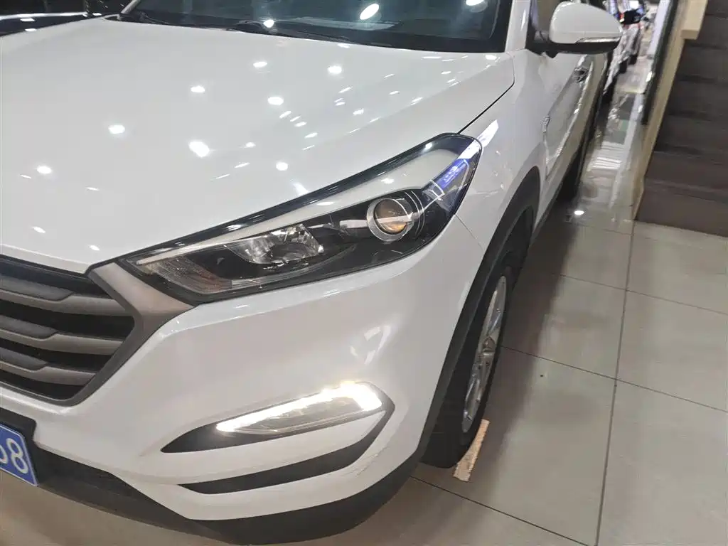 Hyundai Tucson 2015 1.6T Dual Clutch 2WD Smart фото 21