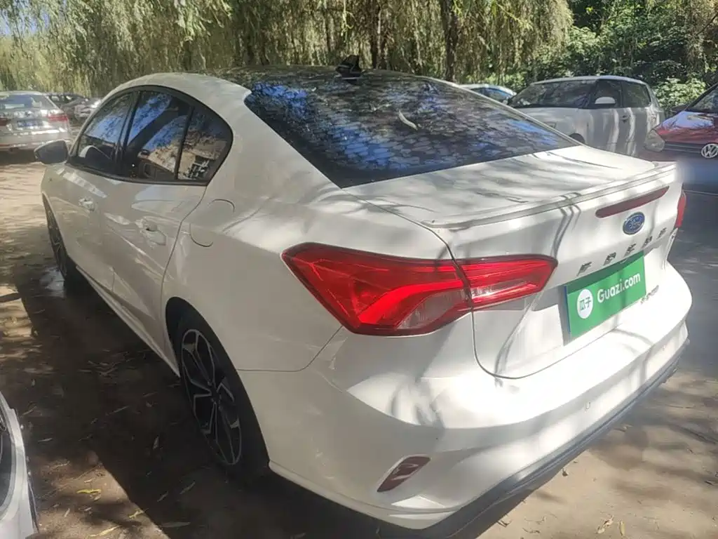 Ford Focus 2021 2021 Sedan EcoBoost 180 Auto ST Line