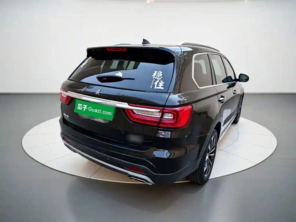Фото 7 - Hongqi HS7