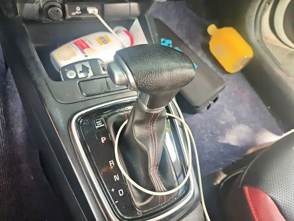 Kia KX CROSS 2018 2017 1.4L AT GLS
