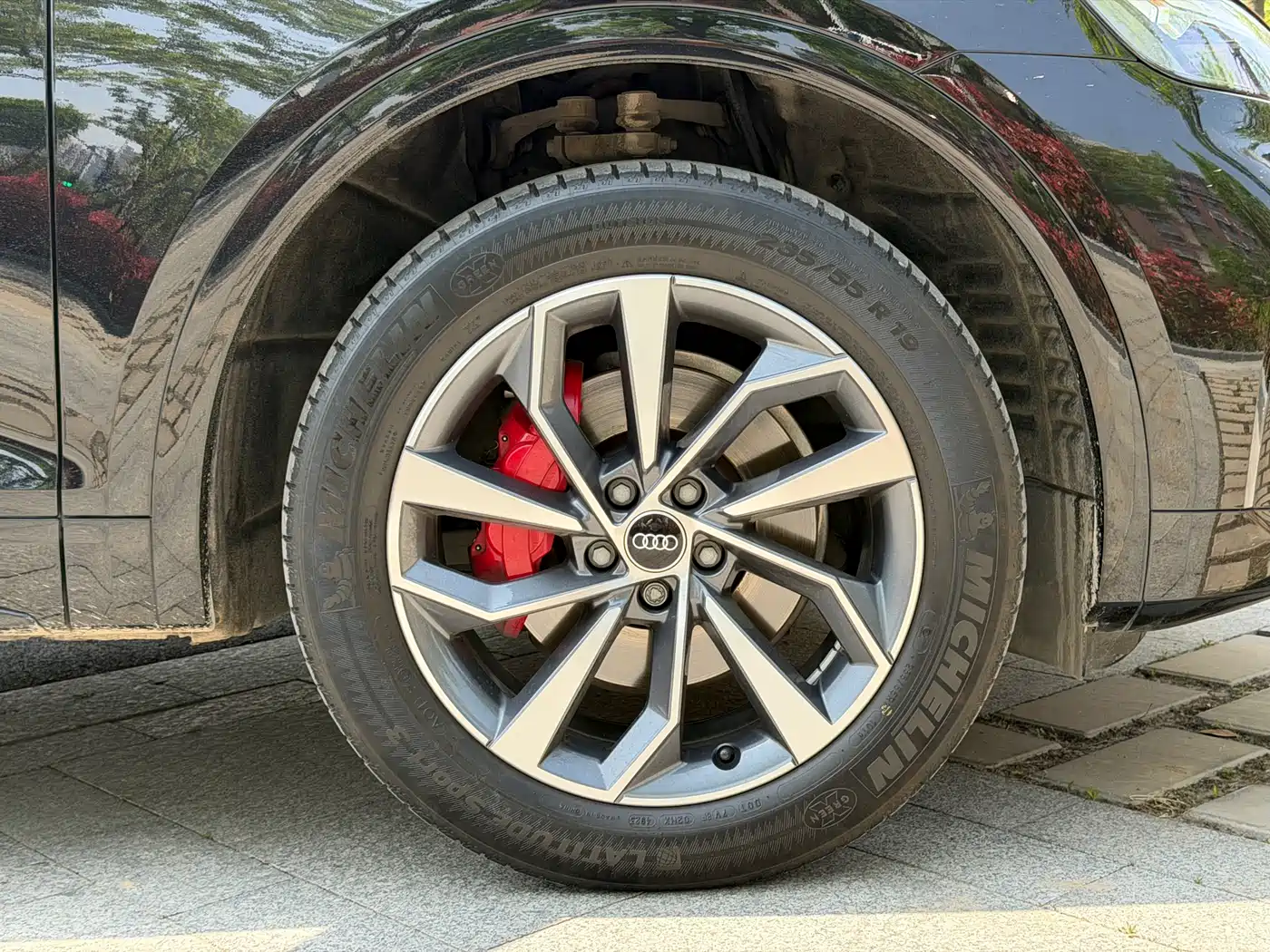 Audi Q5L 2024 Model 40 TFSI Luxury Dynamic фото 18