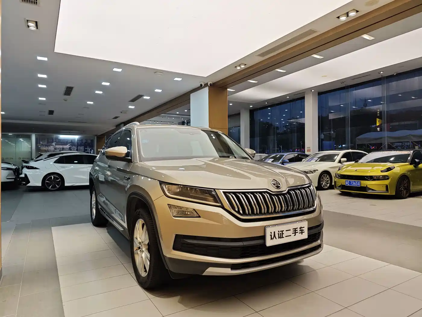 Škoda Kodiaq 2017 TSI330 7-seater 2WD Luxury Edition фото 5