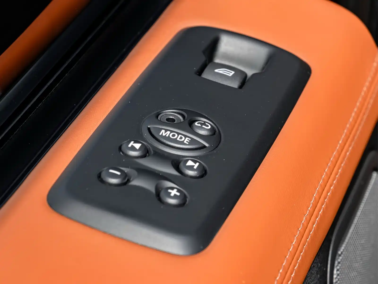 Photo 14 - Land Rover Range Rover Sport