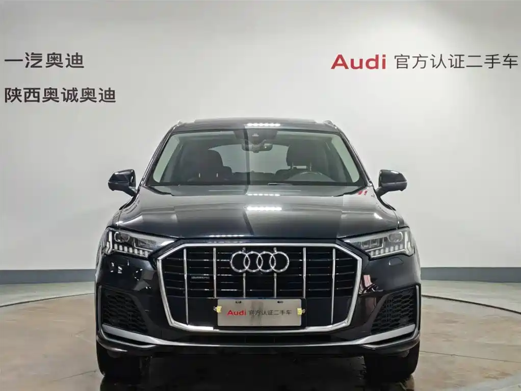 Audi Q7 2020 55 TFSI quattro S line Sport фото 2