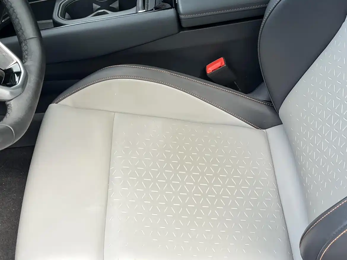 VOLKSWAGEN ID.7 VIZZION