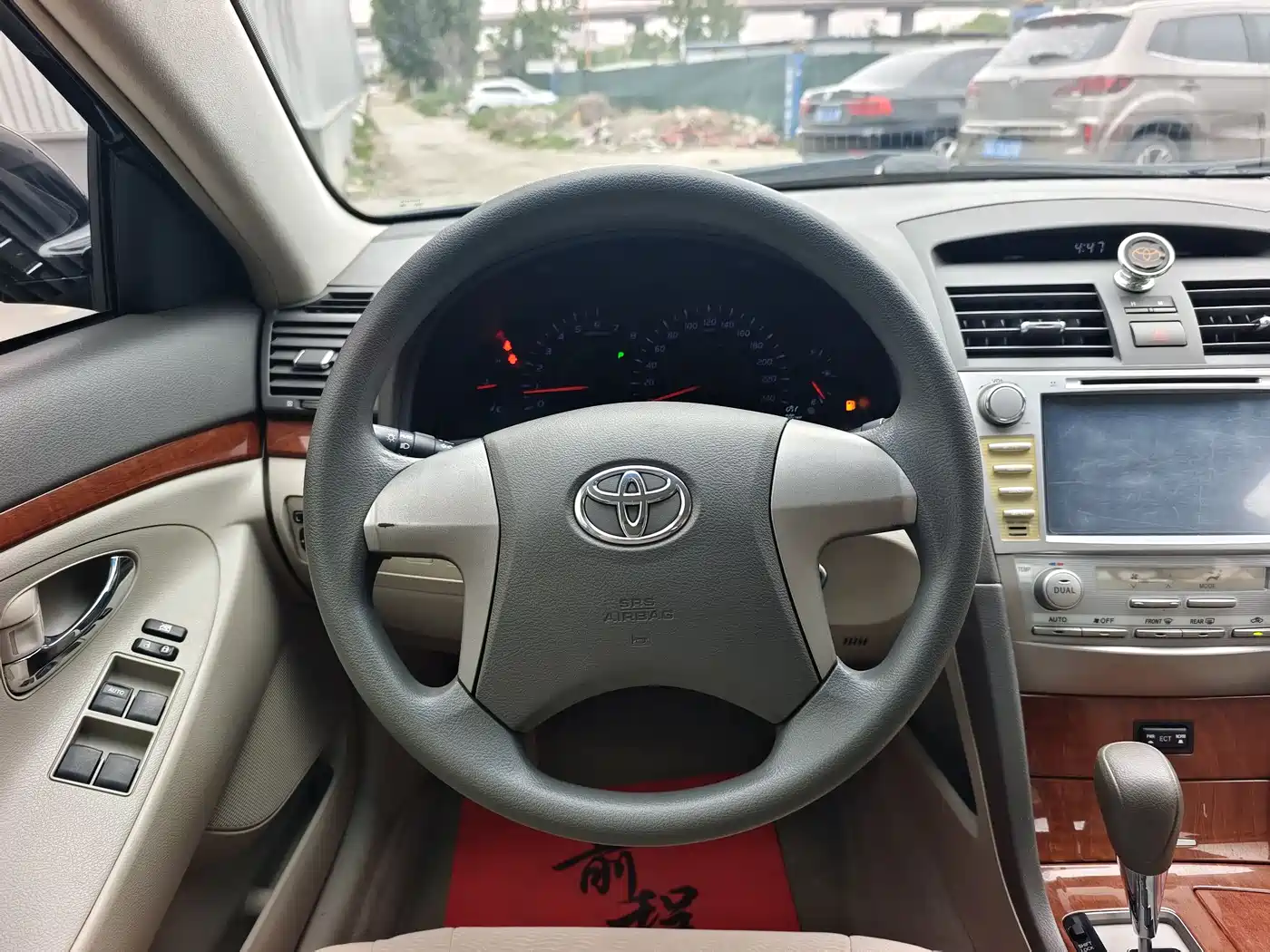 Toyota Camry 2013 200E Classic Elite Edition фото 9