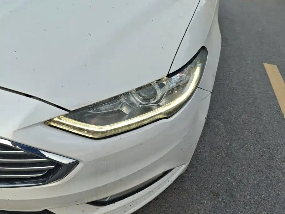 Фото 5 - Ford Mondeo