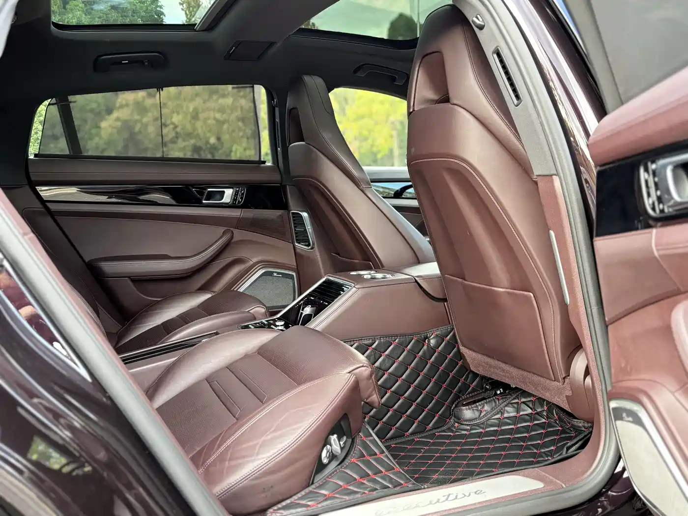 Porsche Panamera 2017 Panamera 4 Executive Long Wheelbase 3.0T фото 18